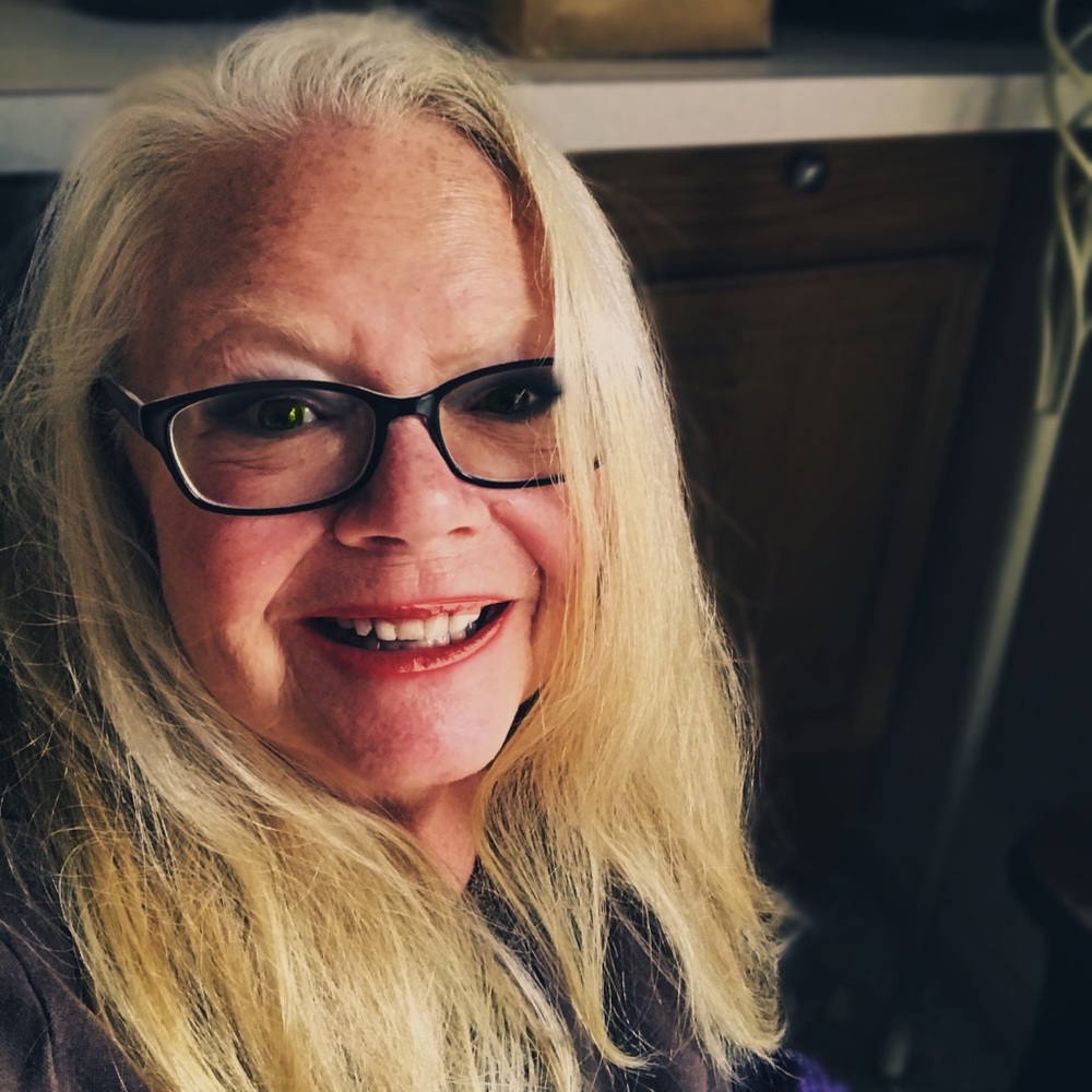 Meet your Posher, Aileen
